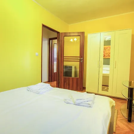 Апартаменти Apartament Central Onix Брашов